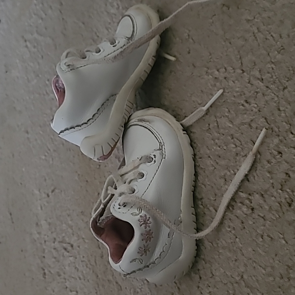 Shoes - Picture 2 of 2